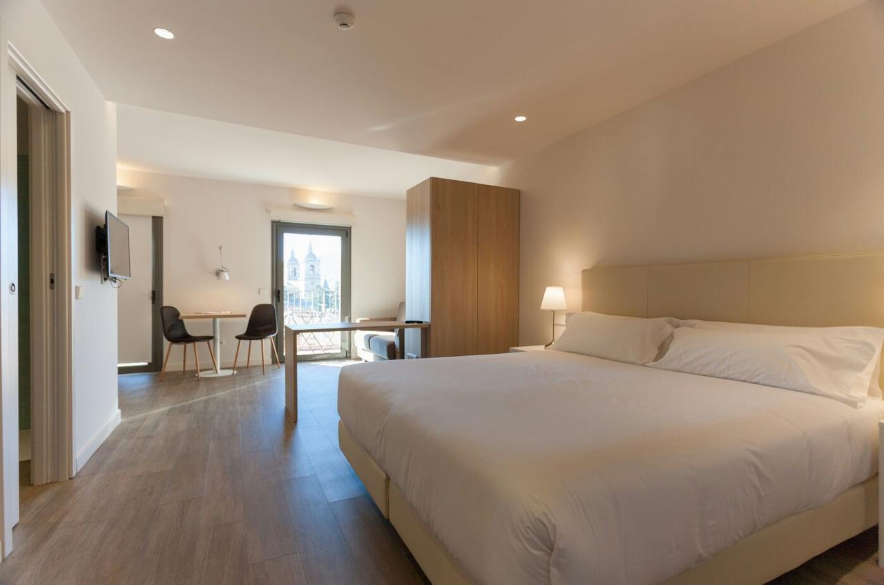 San Lorenzo Suites San Lorenzo de El Escorial Luaran gambar